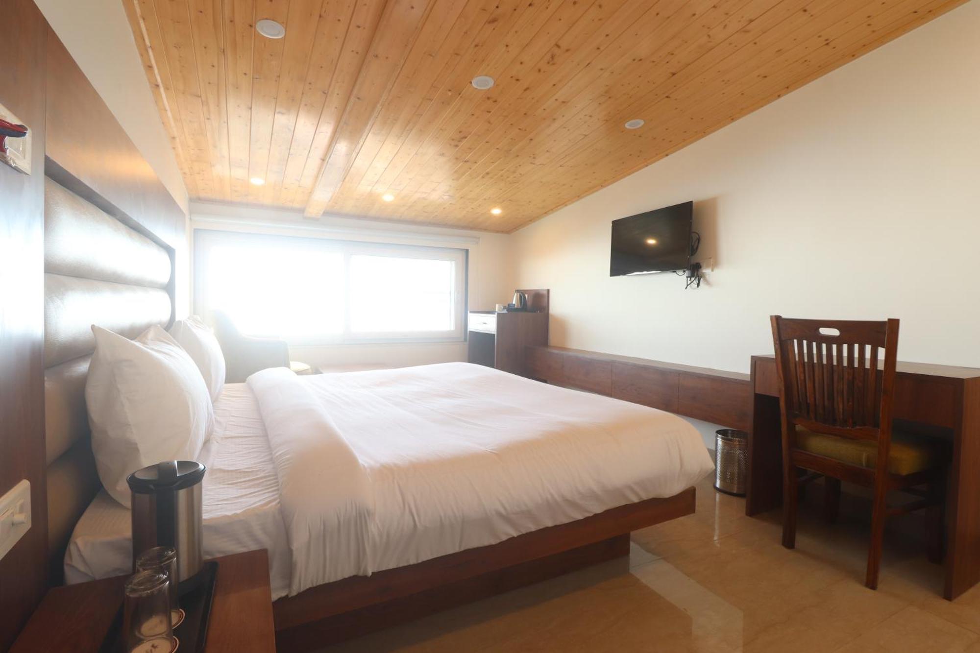 Hotel Mussoorie Heights เดห์ราดุน ภายนอก รูปภาพ